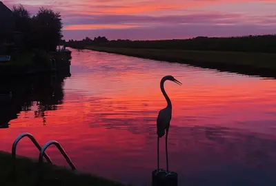 Friesland bij zonsondergang.