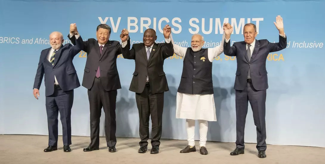 Leiders van de BRICS-landen bij hun 15e topconferentie in Z-Afrika.